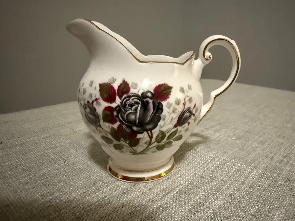 Vintage Tuscan Fine English Bone China Midnight Rose Creamer